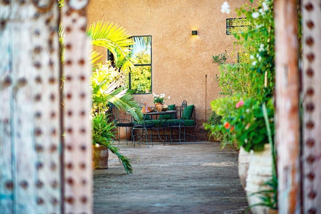 Aux Portes De Marrakech Villa Arts & Deco Avec Piscine Marrákes Kültér fotó