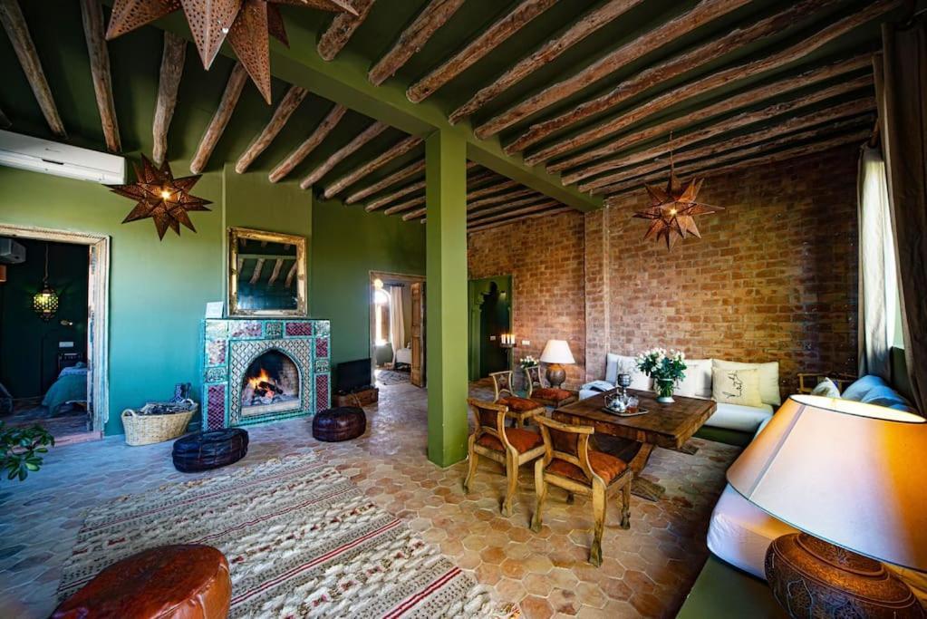 Aux Portes De Marrakech Villa Arts & Deco Avec Piscine Marrákes Kültér fotó