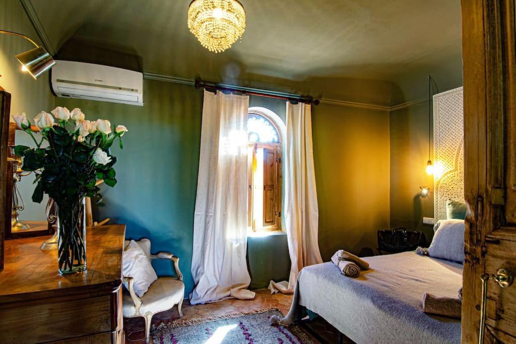 Aux Portes De Marrakech Villa Arts & Deco Avec Piscine Marrákes Kültér fotó